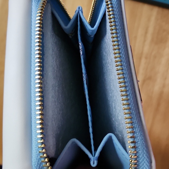 Loungefly Alice in Wonderland Disney Wallet New - Picture 9 of 13